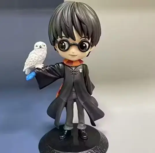 Harry Potter and Friends16 cm Action Figure Limited Edition (Harry with Owl)